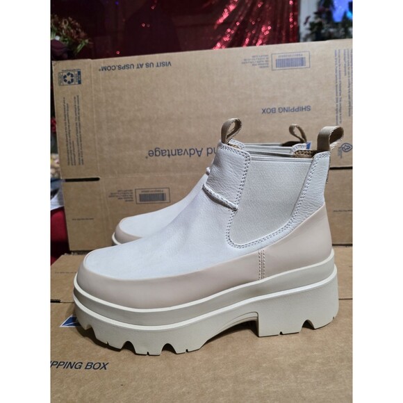 UGG SEA SALT BRISBANE CHELSEA WATERPROOF PLATFORM BOOTS WOMEN' US 9.5 EUR 40.5 - Picture 2 of 7